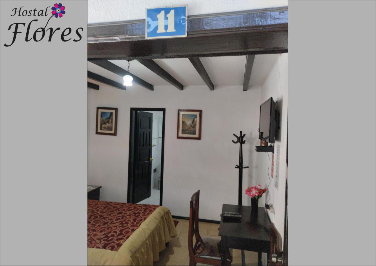 Hostal Flores キト エクステリア 写真